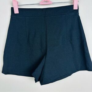 Windsor High Waist Black Shorts Size Small